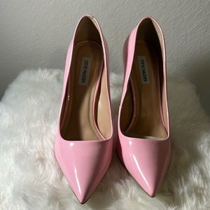 Steve  Madden Classic Pointed Toe Stiletto Pumps- Pink